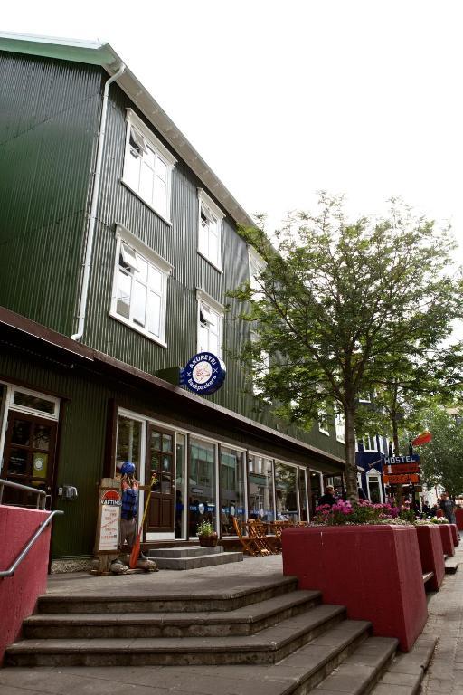 Hostel Akureyri Backpackers Zewnętrze zdjęcie